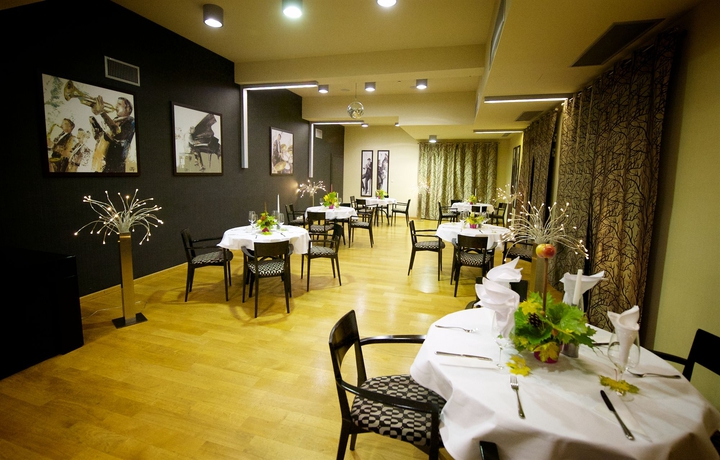 Imagen del bar/restaurante del Hotel Centrum, Cracovia. Foto 1