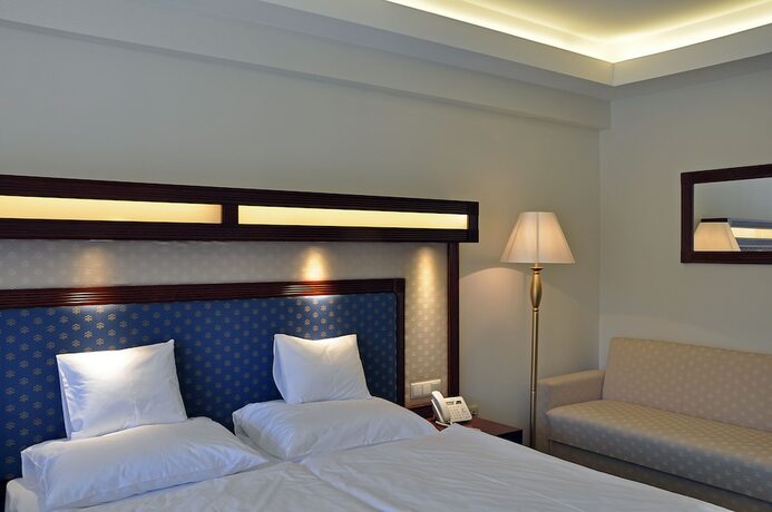 Imagen de la habitación del Hotel Centrum, Debrecen. Foto 20