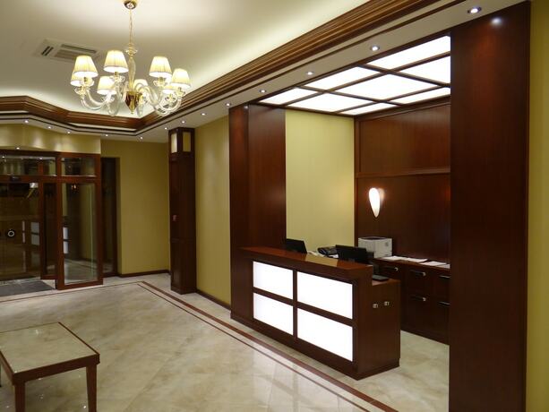 Imagen de los interiores del Hotel Centrum, Debrecen. Foto 21