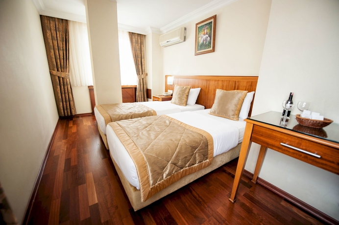 Imagen de la habitación del Hotel Centrum Istanbul. Foto 10