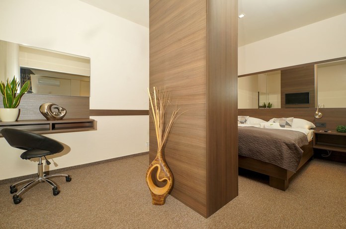 Imagen de la habitación del Hotel Centrum, Nitra. Foto 8