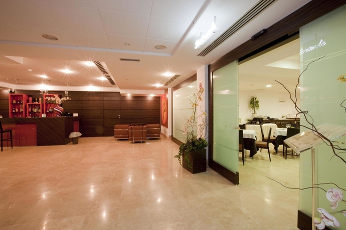 Imagen de los interiores del Hotel Centrum Palace. Foto 16