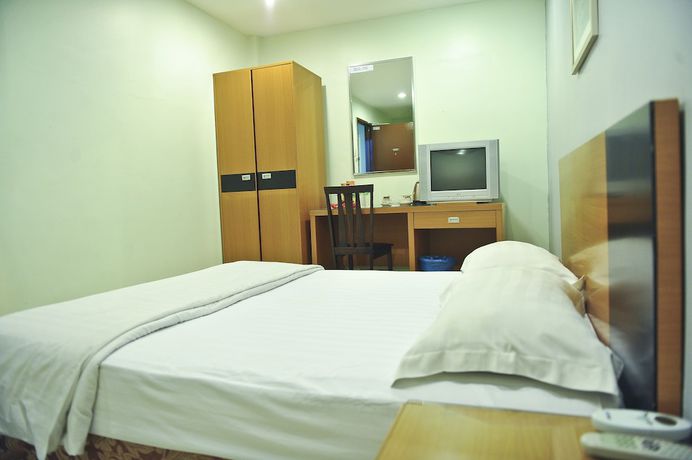 Imagen de la habitación del Hotel Centum. Foto 16