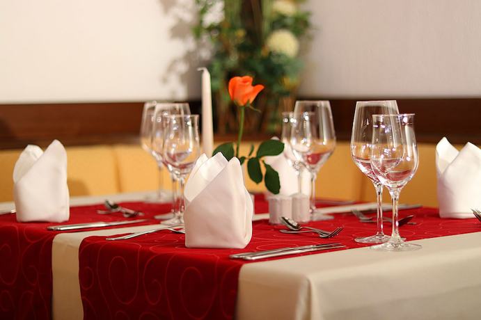 Imagen del bar/restaurante del Hotel Centurio. Foto 4