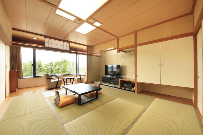 Imagen de la habitación del Hotel Centurion Resortandspa Technoport Fukui. Foto 14