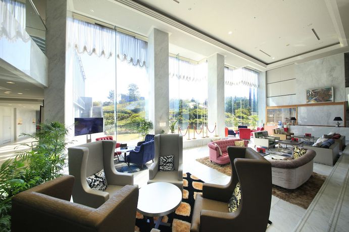 Imagen del bar/restaurante del Hotel Centurion Resortandspa Technoport Fukui. Foto 3