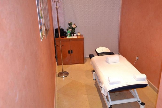 Imagen general del Hotel Century, Doha. Foto 10