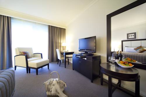 Imagen de la habitación del Hotel Century Inn. Foto 3