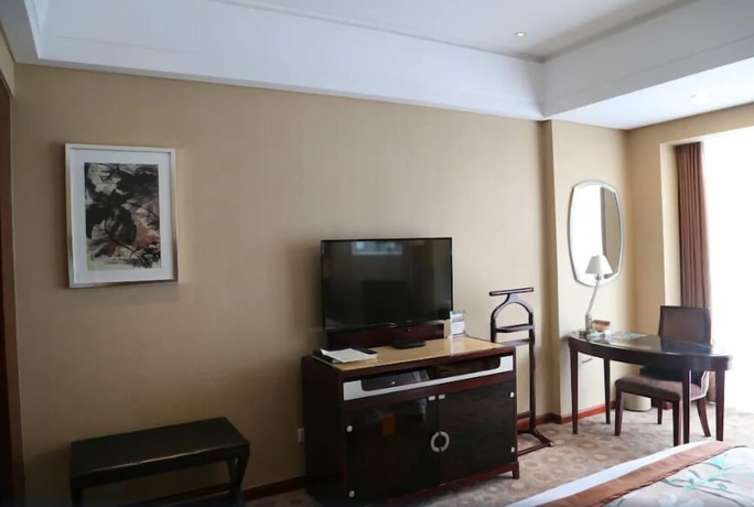 Imagen de la habitación del Hotel Century Kingdom. Foto 7