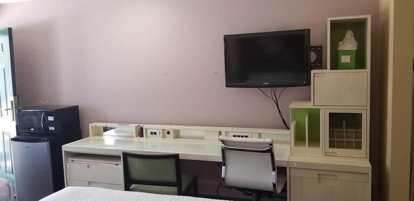 Imagen de la habitación del Hotel Century Motel Buena Park Disneyland. Foto 6