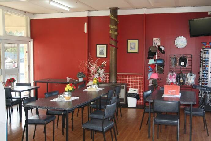 Imagen del bar/restaurante del Hotel Century Motor Inn. Foto 9