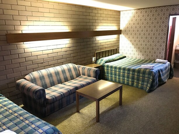 Imagen de la habitación del Hotel Century Motor Inn. Foto 15