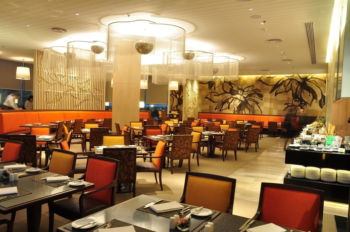 Imagen del bar/restaurante del Hotel Century Park, Bangkok. Foto 5