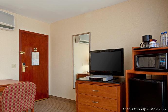 Imagen de la habitación del Hotel Century Park, Los Ángeles. Foto 12