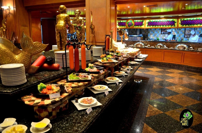 Imagen del bar/restaurante del Hotel Century Park, Manila. Foto 8