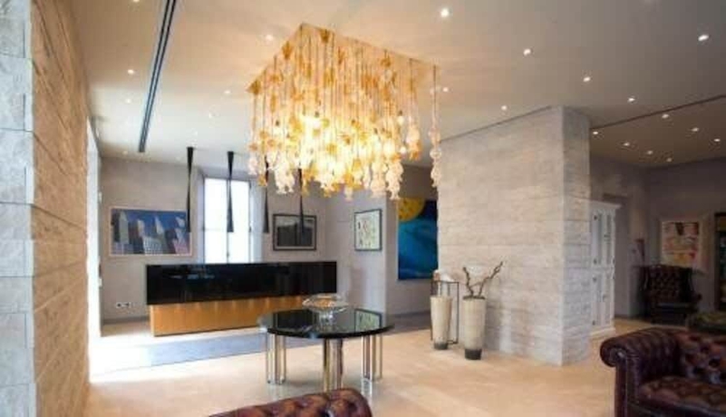 Imagen de los interiores del Hotel Century, Parma. Foto 17