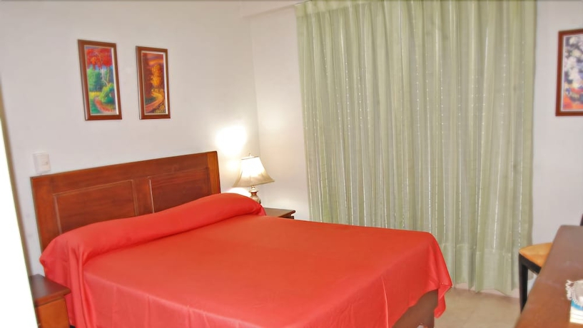 Imagen de la habitación del Hotel Century Plaza, Santiago de los Caballeros. Foto 6