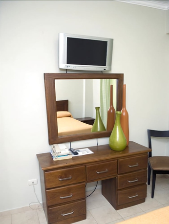 Imagen de la habitación del Hotel Century Plaza, Santiago de los Caballeros. Foto 12