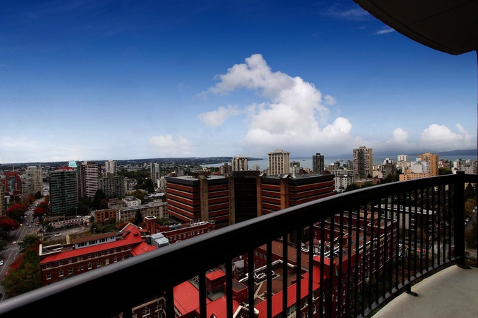 Imagen de la habitación del Hotel Century Plaza, Vancouver. Foto 7