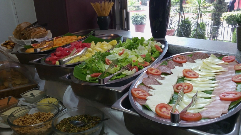 Imagen del bar/restaurante del Hotel Century Reforma. Foto 3