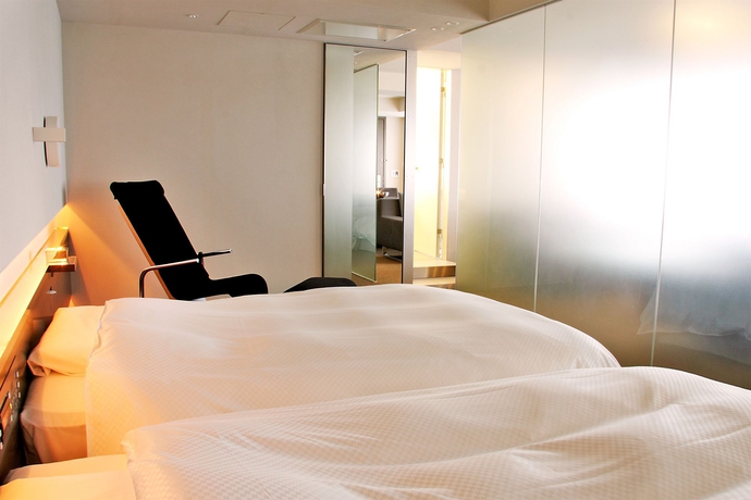 Imagen de la habitación del Hotel Century Royal. Foto 2