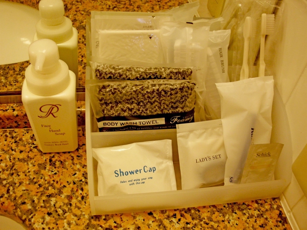 Imagen de la habitación del Hotel Century Royal. Foto 13