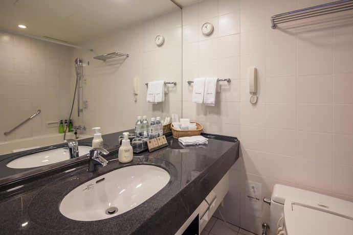 Imagen de la habitación del Hotel Century Southern Tower. Foto 9