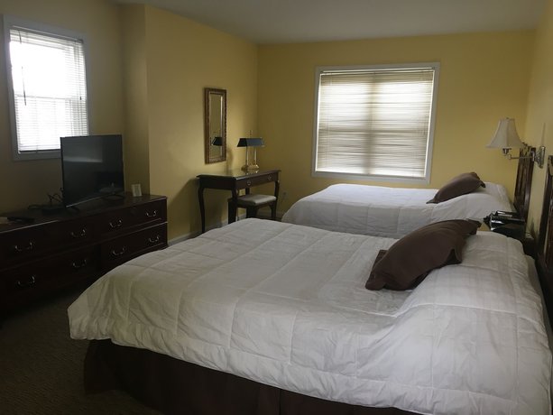 Imagen de la habitación del Hotel Century Suites. Foto 7