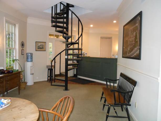 Imagen de los interiores del Hotel Century Suites. Foto 20