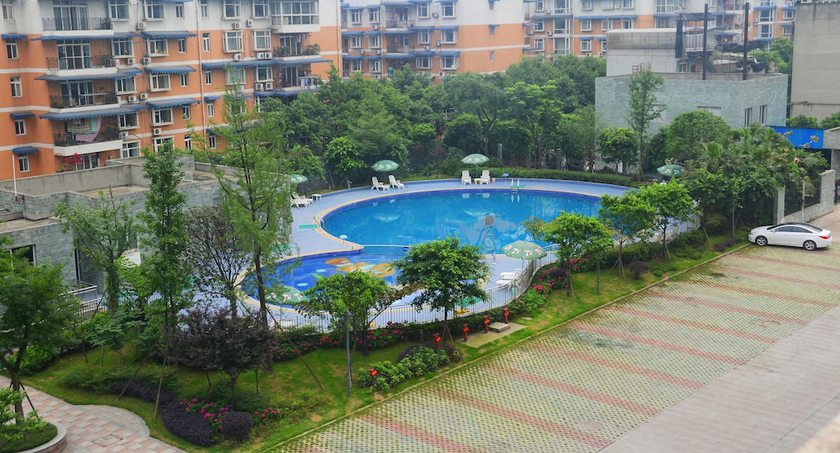 Imagen de la piscina del Hotel Century Sunshine - Emeishan. Foto 17