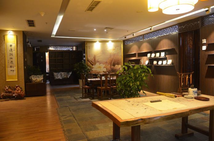 Imagen general del Hotel Century Sunshine - Emeishan. Foto 6