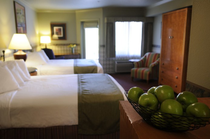 Imagen de la habitación del Hotel Century, Tualatin. Foto 4