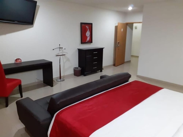 Imagen de la habitación del Hotel Ceo Business Class. Foto 6