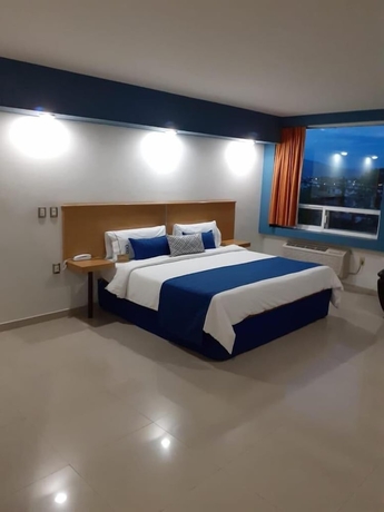 Imagen de la habitación del Hotel Ceo Business Class. Foto 16