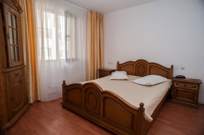 Imagen de la habitación del Hotel Ceramica. Foto 7