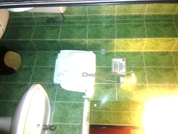 Imagen de la habitación del Hotel Ceramica. Foto 10