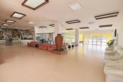 Imagen general del Hotel Cerbul. Foto 4