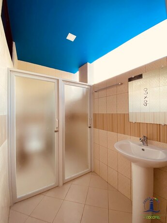 Imagen general del Hotel Cerca Parola Beach Resort by Cocotel. Foto 11