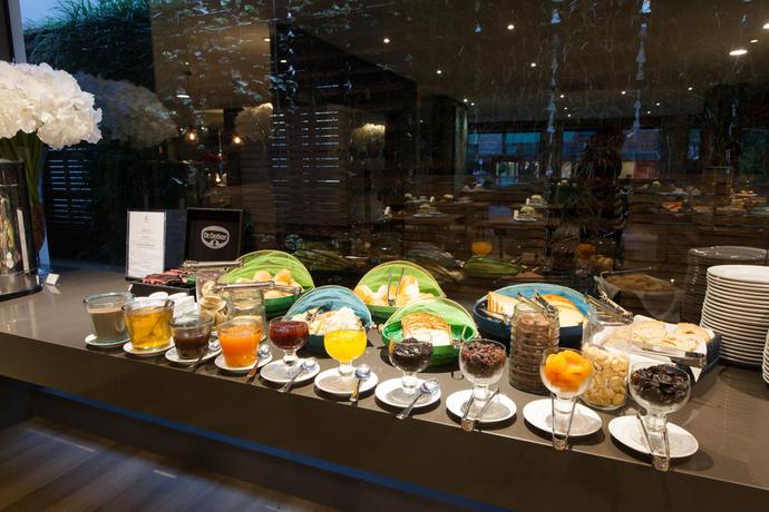 Imagen general del Hotel Cercano. Foto 2