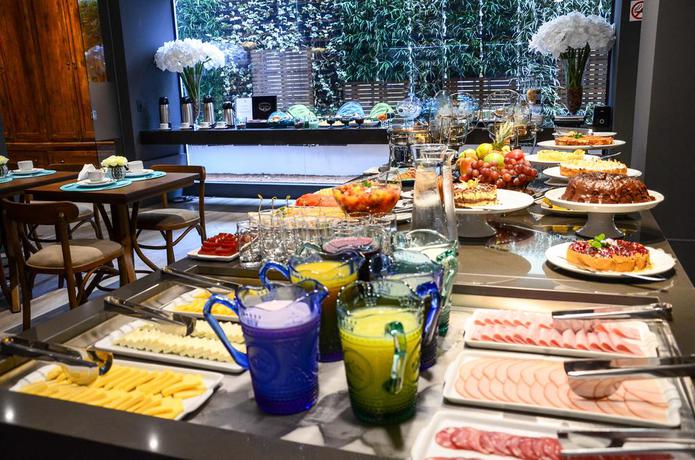 Imagen general del Hotel Cercano. Foto 3