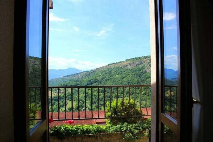 Imagen general del Hotel Cercone. Foto 11