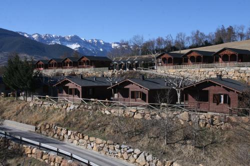 Imagen general del Hotel Cerdanya Resort Bungalows. Foto 4