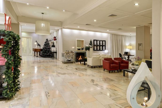 Imagen de los interiores del Hotel Cerere. Foto 16