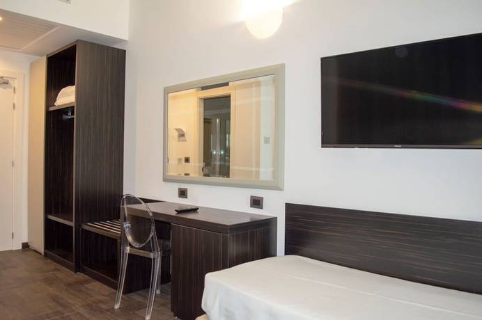 Imagen de la habitación del Hotel Cerere. Foto 8