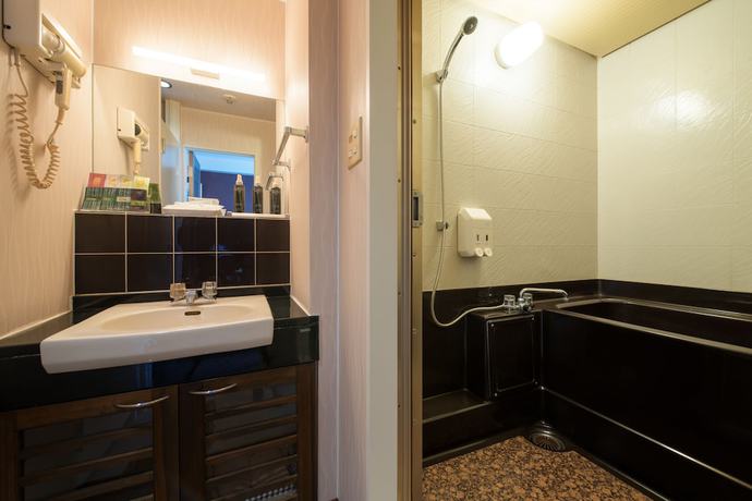 Imagen de la habitación del Hotel Cerezo, Taito-Ku. Foto 17