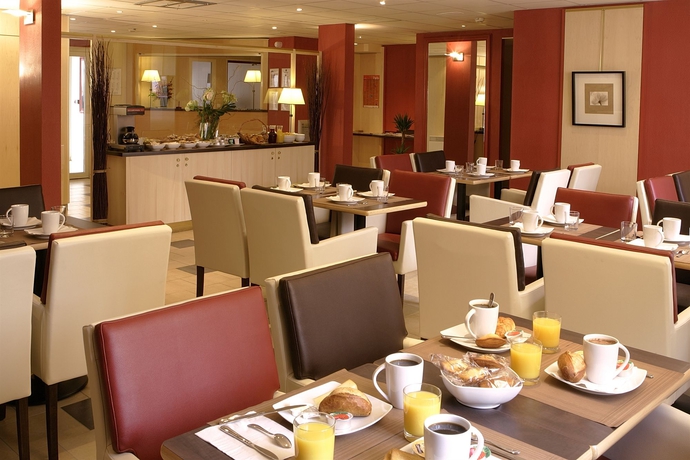 Imagen del bar/restaurante del Hotel Cerise Chatou. Foto 5