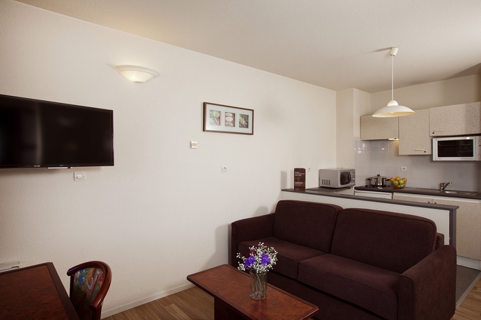 Imagen de la habitación del Hotel Cerise Dax - Les Jardins Du Lac. Foto 5