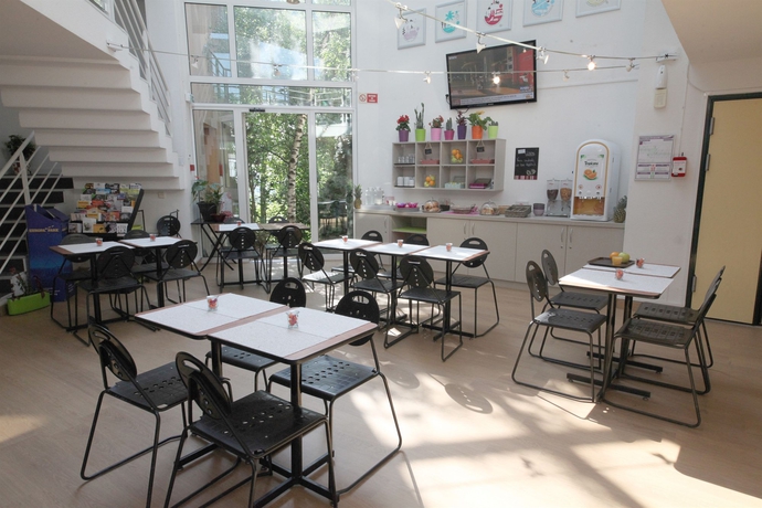 Imagen del bar/restaurante del Hotel Cerise Nancy. Foto 4