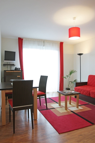 Imagen de la habitación del Hotel Cerise Nantes Atlantis. Foto 6