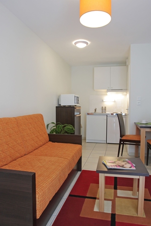 Imagen de los interiores del Hotel Cerise Nantes Atlantis. Foto 9